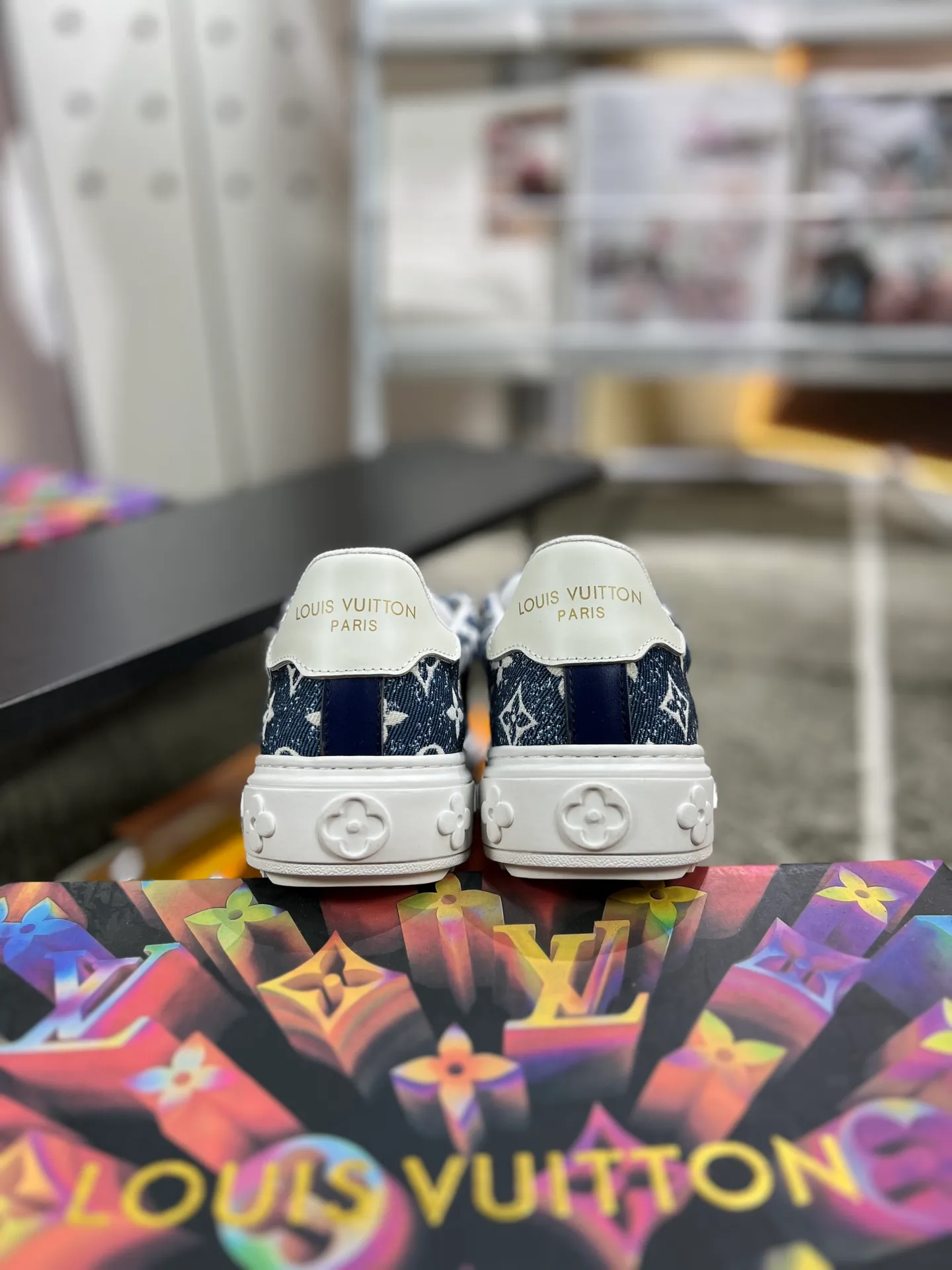 Factory price: 520💰LOUIS VUITTON [Louis VUITTON] New trendy Lv is on the market🎁, casual and fashionable men's shoes👟The upper is made of imported original fabric + cowhide mesh lining, the original wear-resistant rubber outsole, the version is simple and elegant, exclusive for trendy men, six colors available, code number: 38-44, customized 45, 46